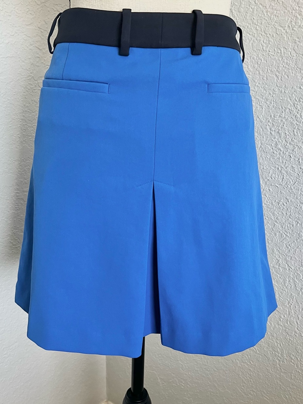 Tory Burch Sport Tech Twill Golf Skirt - Picture 3 of 7